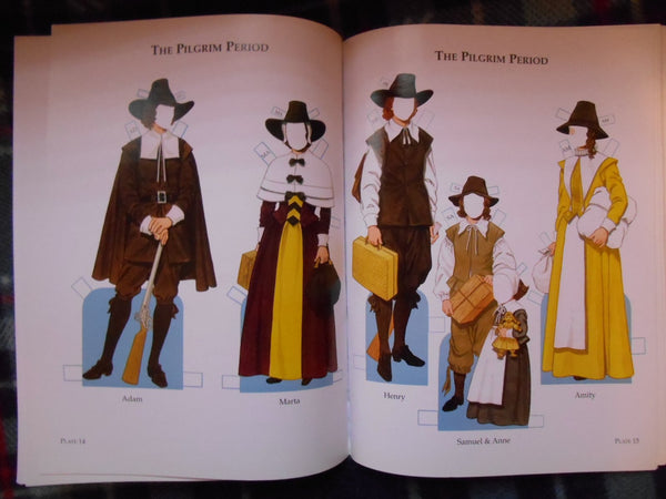 American Family Paper Dolls from the Pilgrim Period to the Civil War (From the Pilgrim Period to the Civil War) [Paperback] Tierney, Tom