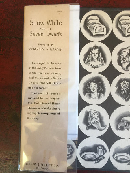 Snow - White and the Seven Dwarfs [Hardcover] Stearns, Sharon